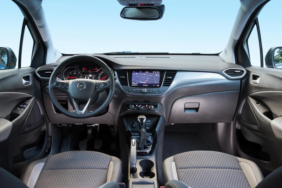Торпедо Opel Crossland X Ecotec D 2017 года  (фото 13 из 40)